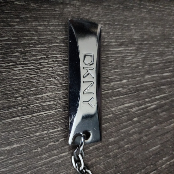 Authentic DKNY charm - Picture 3 of 3